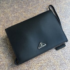 Новая сумка Prada Модель： 2VE009 Треугольная этикетка Изготовлен