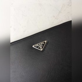 Prada Новая сумка Модель： 2VF056 Мужская сумка Мужская сумка из