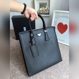 Prada Классическая популярная мужская сумка Модель： 1079 Черная 