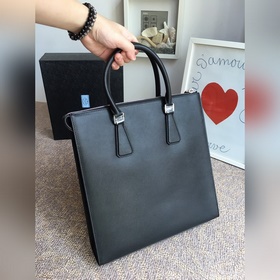 Prada Классическая популярная мужская сумка Модель： 1079 Черная 