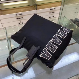 Новая сумка Prada, модель 2VG024, черно-белые буквы Изготовлена и