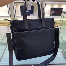Новая мужская сумка Prada, модель： 2VG032 Изготовлена из импортно