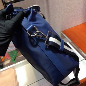 Prada Популярная мужская сумка Модель： 2096 черный Изготовлена и