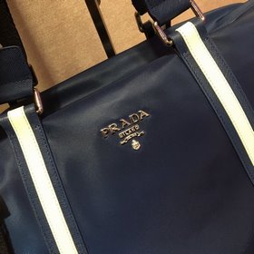 Prada Популярная мужская сумка Модель： 2096 черный Изготовлена и