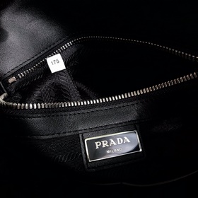 PRADA Модель： 2VG062 Мужская сумка через плечо из импортной кожи 