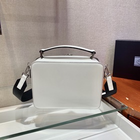 PRADA Новая сумка для фотоаппарата Модель： 2VH069 Глянцевая Эта 