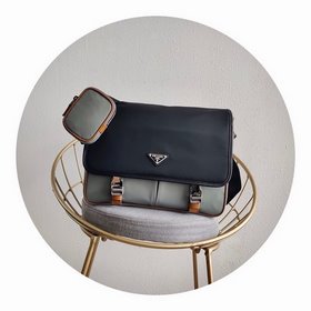 Новая сумка через плечо Prada для мужчин Артикул： 2VD768B Черный