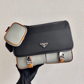 Новая сумка через плечо Prada для мужчин Артикул： 2VD768B Черный