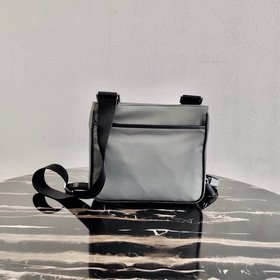 Новая сумка через плечо для мужчин от Prada Артикул： 2VH110 Нейл