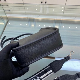 Prada Новая сумка через плечо Модель № 1BH1 (с двумя ремнями) Эт