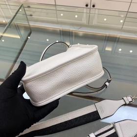 Prada Новая сумка через плечо Модель № 1BH1 (с двумя ремнями) Эт