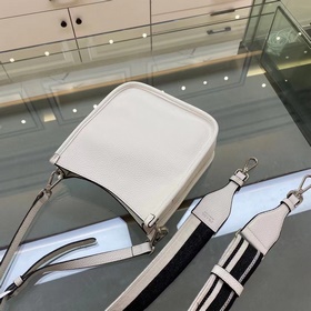 Prada Новая сумка через плечо Модель № 1BH1 (с двумя ремнями) Эт