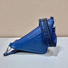 Prada сумка с вышитым треугольным ремешком Модель № 2VH155 Эта с