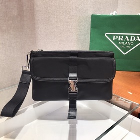 Prada Новая сумка Модель： 2VH011 Новая сумка изготовлена из импо