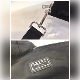 Prada Новая сумка Модель： 2VH011 Новая сумка изготовлена из импо
