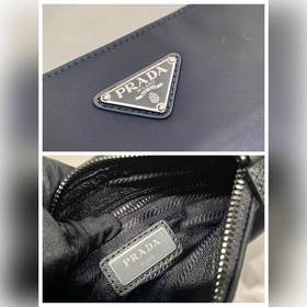 Prada Новая мужская сумка через плечо Модель： 2VH124 Эта сумка-т
