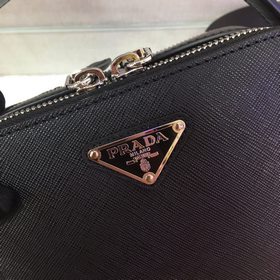 Мужская сумка через плечо Prada, артикул： 2VH066 Изготовлена из и