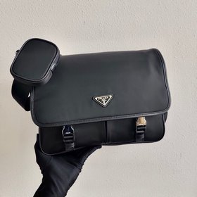 Новая сумка через плечо Prada для мужчин Артикул： 2VD768B Нейлон