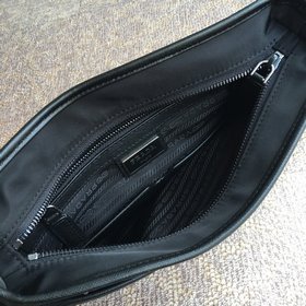 Классическая мужская сумка Prada Модель： 0797 Черный Изготовлена