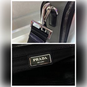 Prada Новая сумка-коробка Новая модель для мужчин в новых цветах