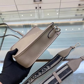 Prada  Новая сумка через плечо, модель 1BH1 (с двумя ремнями) Эт