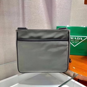 Prada  Новая модель «три в одном» Новая сумка-3-в-1 для мужчин М