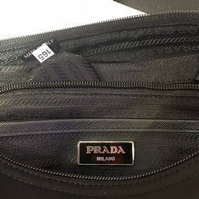 Модель PRADA： 1BC421. Изготовлена из импортной ткани. Сумка через