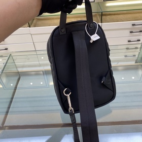 Новая сумка Prada через плечо/нейлоновый рюкзак через плечо Модел