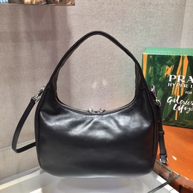 Prada  Модель： 1BC132 Кожаная сумка через плечо/подмышечная сумк