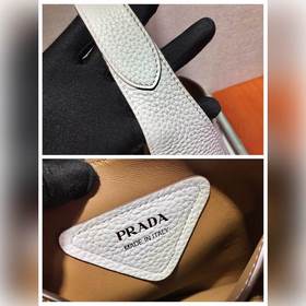 Prada Новая сумка-бакет Модель： 1BC127 Новейшая сумка-корзина Су