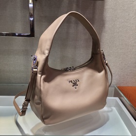 Prada Модель： 1BC132 Кожаная сумка через плечо/подмышечная сумка