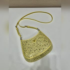 Prada Сумка под мышку с звездочками Модель： 1BC169 Новый цвет Эт