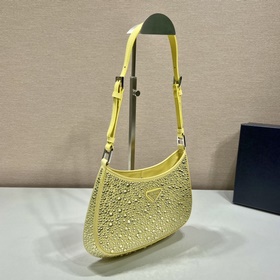 Prada Сумка под мышку с звездочками Модель： 1BC169 Новый цвет Эт