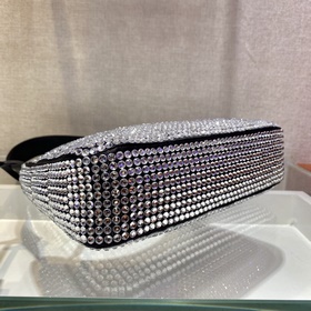 Prada  Сверкающая сумка Hobo Новый номер модели： 1NE515 Сверкающ