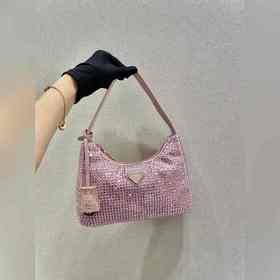 Prada  Сверкающая сумка Hobo Новый номер модели： 1NE515 Сверкающ