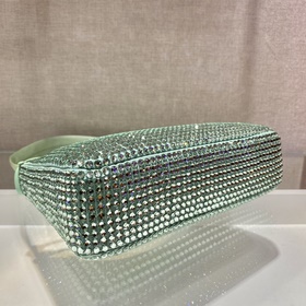 Prada  Сверкающая сумка Hobo Новый номер модели： 1NE515 Сверкающ