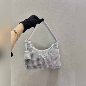 Prada  Сверкающая сумка Hobo Новый номер модели： 1NE515 Сверкающ