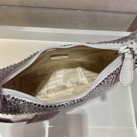Prada  Сверкающая сумка Hobo Новый номер модели： 1NE515 Сверкающ