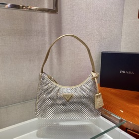 Prada  Сверкающая сумка Hobo Новый номер модели： 1NE515 Сверкающ