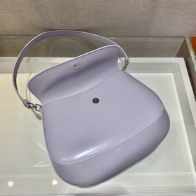 PRADA Новая модель сумки под мышку в новых цветах Популярные в э