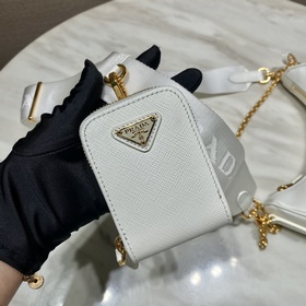 PRADA Золотая фурнитура, три в одном Новый цвет： 1BH204 Кожа/зол