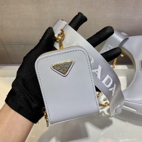 PRADA Новая модель с золотыми металлическими деталями, номер мод