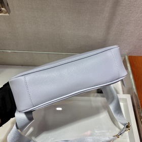 PRADA Новая модель с золотыми металлическими деталями, номер мод