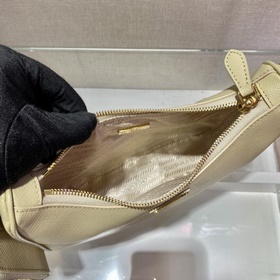 PRADA Новая модель с золотыми металлическими деталями, номер мод