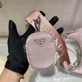 PRADA Новый номер модели： 1BH204, нейлоновая сумка Hobo для ноше