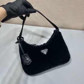 PRADA Пушистая сумка Hobo, обновленная версия/козья шерсть Эта с