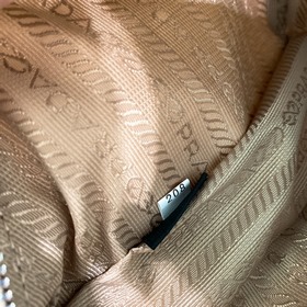 PRADA Модель Hobo： 2005 Кожаная сумка через плечо (подержанная) 