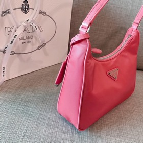 PRADA Hobo Модель： 2005 Кожаная сумка через плечо, под мышку, б/у