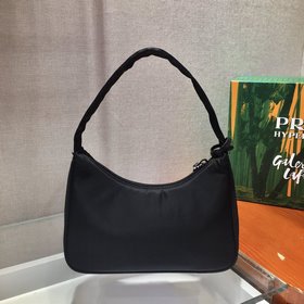 Prada Улучшенная версия сумки Hobo Артикул： 1NE515 Сумка в форме