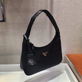 Prada Улучшенная версия сумки Hobo Артикул： 1NE515 Сумка в форме